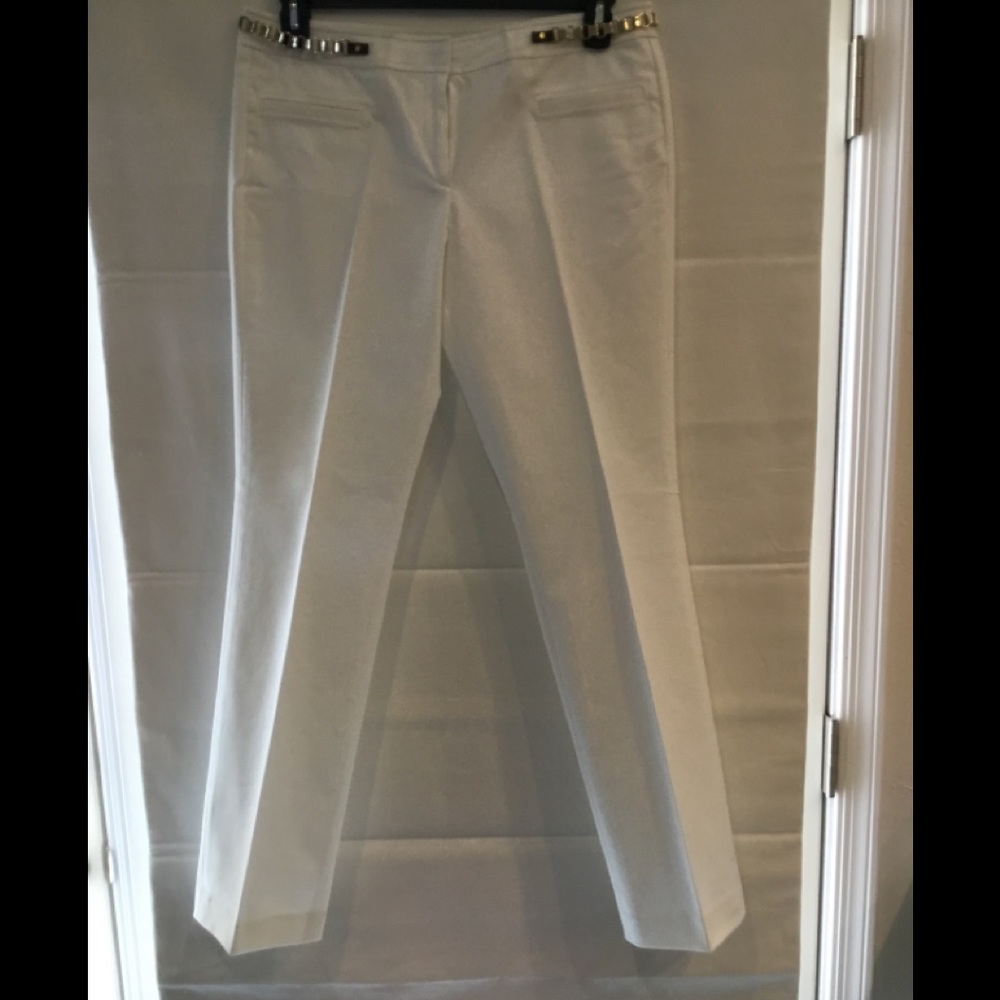 MICHAEL KORS WHITE PANTS WITH SIDE GOLD CHAINS